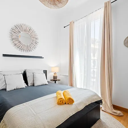 Renting - Arson - Chic & Modern Design 2-bedroom Ac Port Nizza